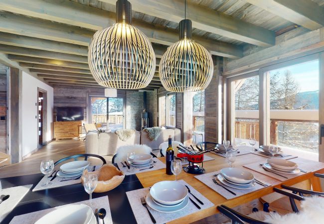 Chalet in Vex - Ecureuil noir COSY & QUIET chalet 10 personnes Chalet in Vex - Ecureuil noir COSY & QUIET chalet 10 personnes