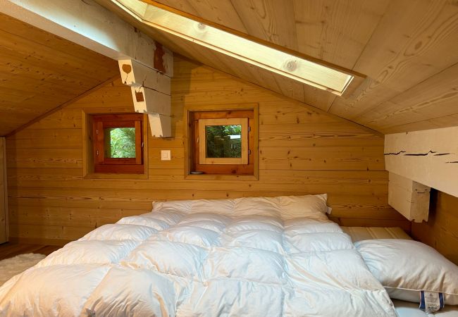 Chalet in Veysonnaz - Les Trembles MOUNTAIN & QUIET chalet 12 pers Chalet in Veysonnaz - Les Trembles MOUNTAIN & QUIET chalet 12 pers
