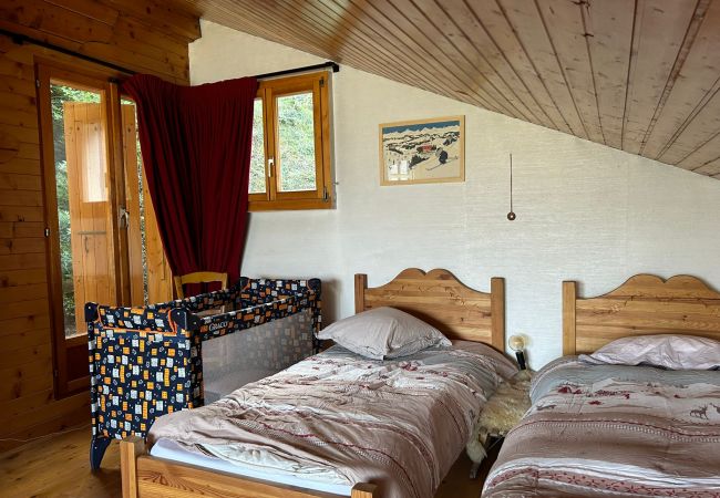 Chalet in Veysonnaz - Les Trembles MOUNTAIN & QUIET chalet 12 pers Chalet in Veysonnaz - Les Trembles MOUNTAIN & QUIET chalet 12 pers