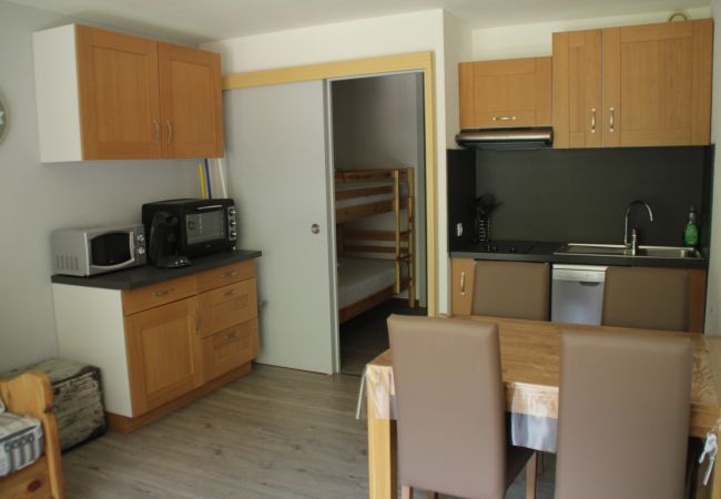 Studio in Châtel - Portes Du Soleil PSB204 TELECABINE & MOUNTAIN 4 pe Studio in Châtel - Portes Du Soleil PSB204 TELECABINE & MOUNTAIN 4 pe