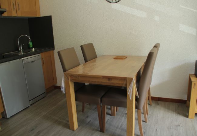 Studio in Châtel - Portes Du Soleil PSB204 TELECABINE & MOUNTAIN 4 pe Studio in Châtel - Portes Du Soleil PSB204 TELECABINE & MOUNTAIN 4 pe