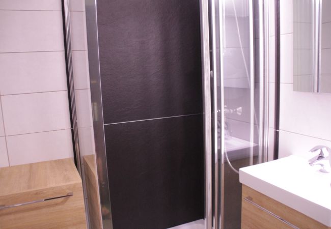 Studio in Châtel - Portes Du Soleil PSB204 TELECABINE & MOUNTAIN 4 pe Studio in Châtel - Portes Du Soleil PSB204 TELECABINE & MOUNTAIN 4 pe