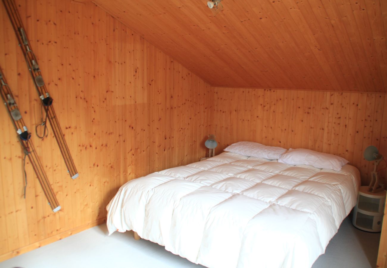 Kamer Casimir Petit Châtel 