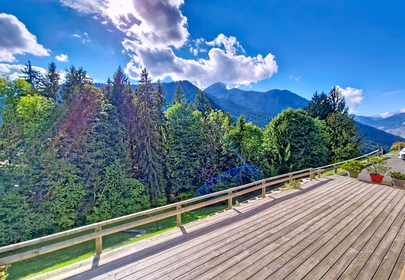 Chalet in Châtel - Chalet Casimir CSM CHARMING & NATURE 10 Pers. Chalet in Châtel - Chalet Casimir CSM CHARMING & NATURE 10 Pers.