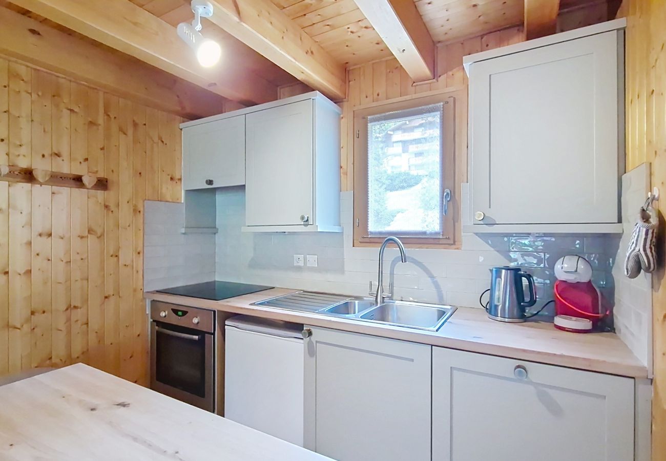 Chalet in Châtel - Chalet Ecureuil ECR CHARMING & NATURE 5 Pers.