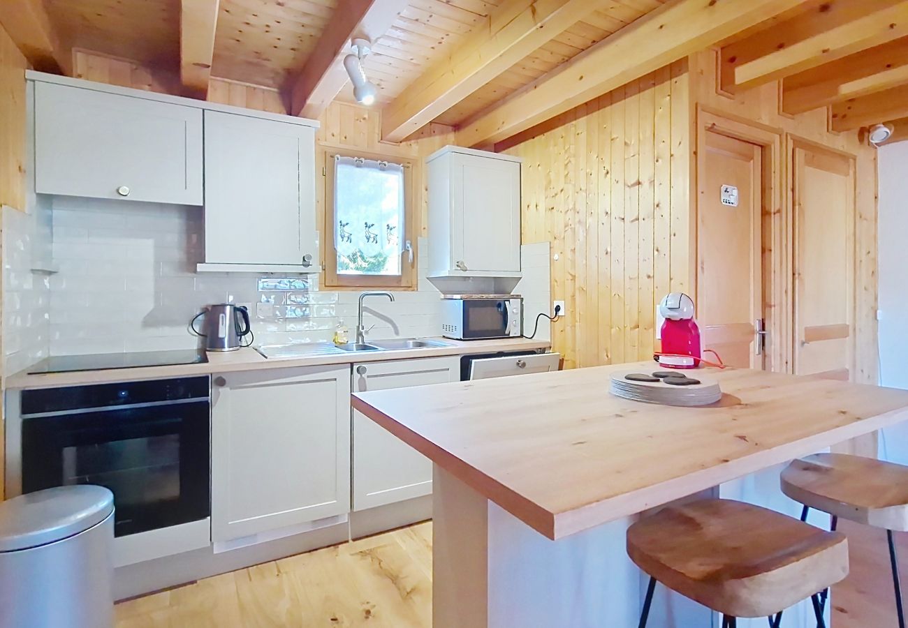 Chalet in Châtel - Chalet Ecureuil ECR CHARMING & NATURE 5 Pers.