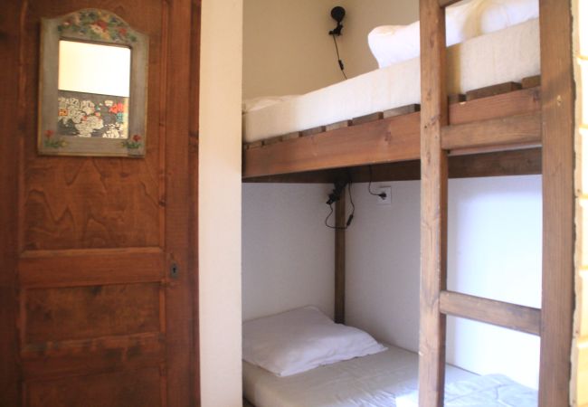 Studio in Châtel - Yéti YT46B5 COSY & MOUNTAIN 4 Pers. Studio in Châtel - Yéti YT46B5 COSY & MOUNTAIN 4 Pers.