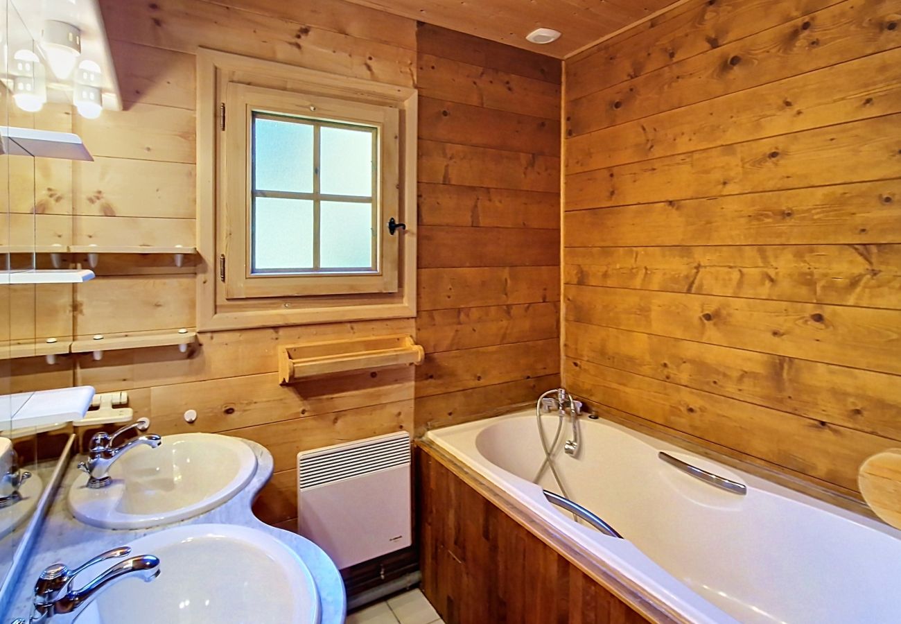 Chalet in Châtel - Chalet Saint Eloy CSE COSY & NATURE 14 Pers.
