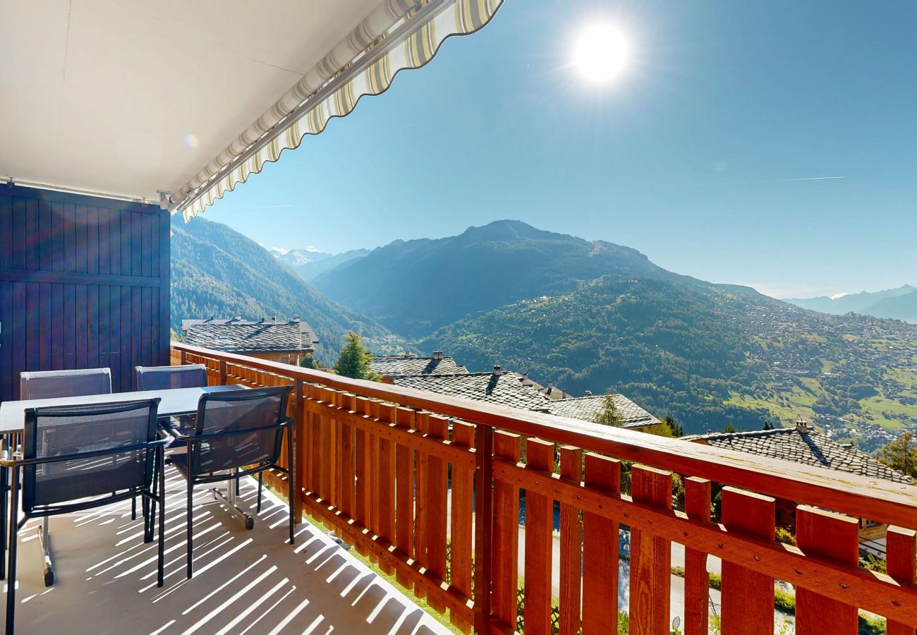 Balkon Appartement Hortensia H 022 in Veysonnaz, Zwitserland