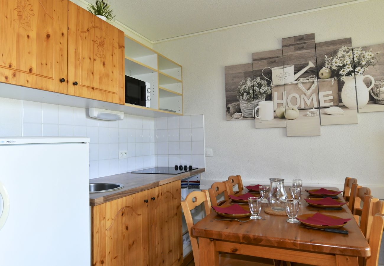 Cuisine Appartement Vercors 1 035 à Chamrousse, en France