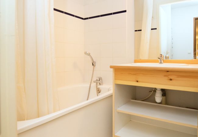 Appartement à Val Cenis - Balcons G 012 - PARC NAT. VANOISE appart. 8 pers. Appartement à Val Cenis - Balcons G 012 - PARC NAT. VANOISE appart. 8 pers.