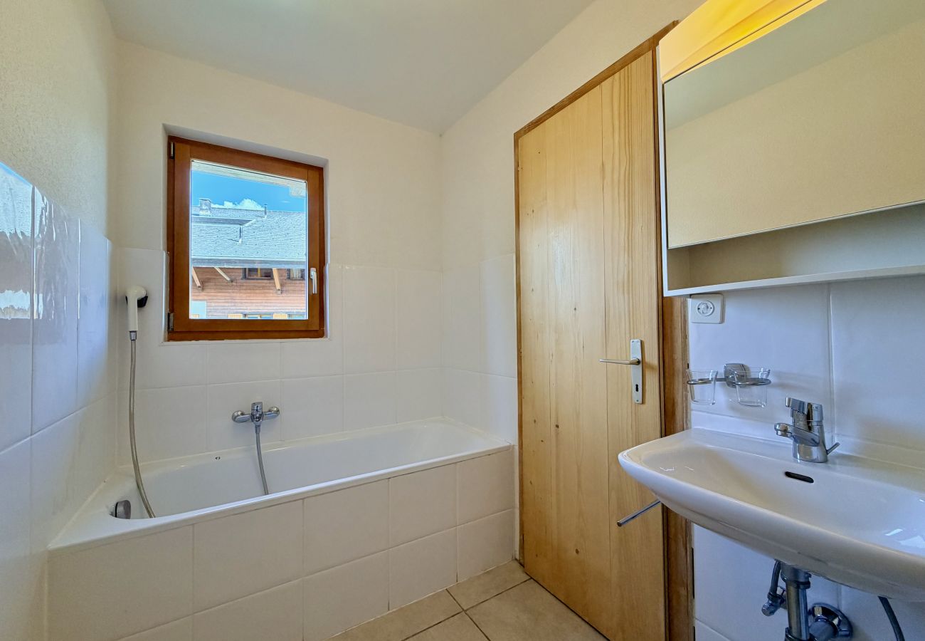 Salle de bain Appartement Gentianes G 010 à Veysonnaz en Suisse  