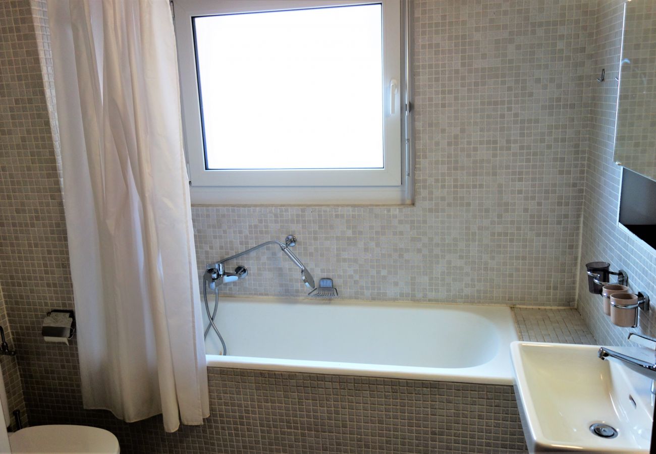 Salle de bain Appartement Magrappé M 118, à Veysonnaz en Suisse