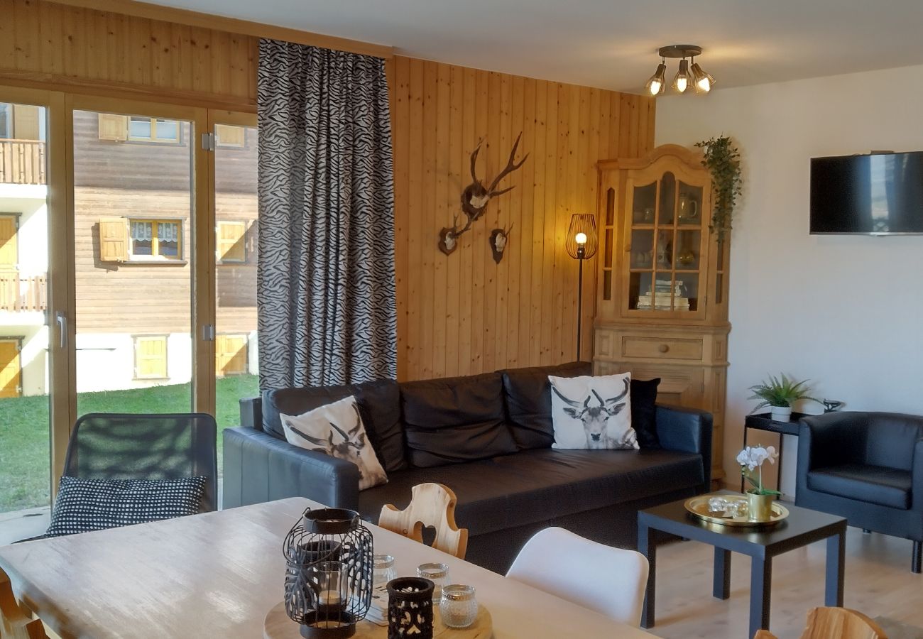 Salon Appartement Gentianes G 001 à Veysonnaz, en Suisse