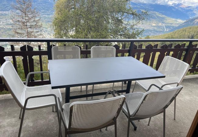 Appartement à Veysonnaz - Mélèzes K 010 - SKI & NATURE apartment 6 pers Appartement à Veysonnaz - Mélèzes K 010 - SKI & NATURE apartment 6 pers