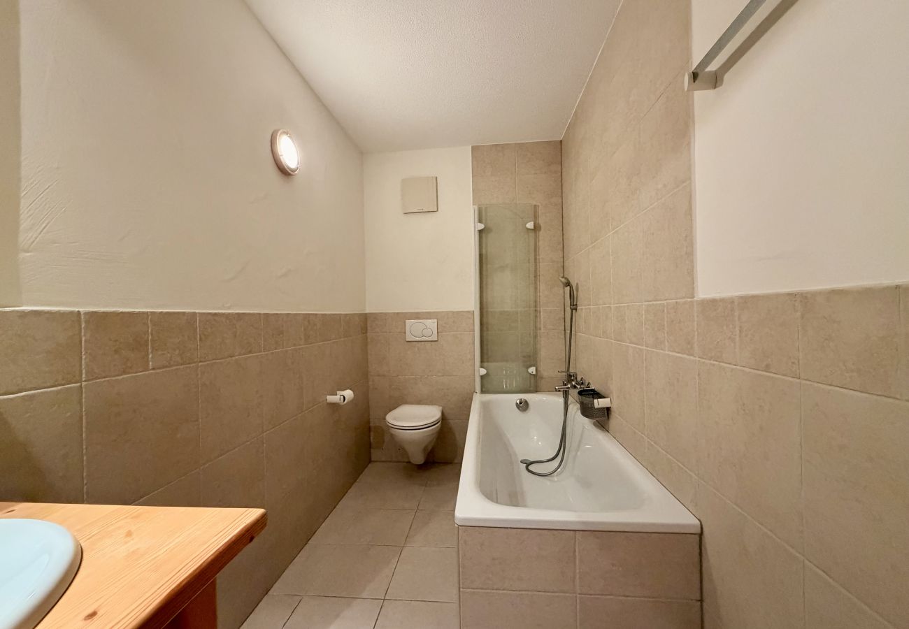 Salle de bain Appartement Plein Ciel VA 021, à Veysonnaz en Suisse