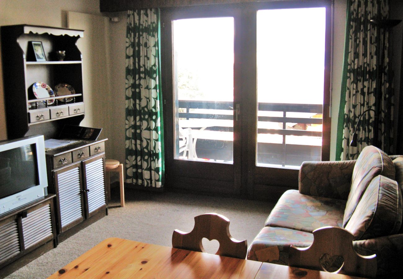 Salon appartement Ramuge A 012 à Veysonnaz en Suisse