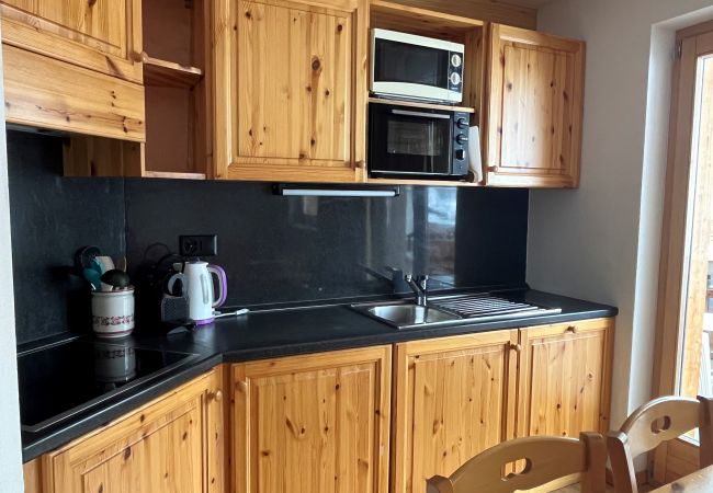 Appartement à Haute-Nendaz - Pracondu 2 103 - OUTDOOR & FUN  apartment 6 pers Appartement à Haute-Nendaz - Pracondu 2 103 - OUTDOOR & FUN  apartment 6 pers