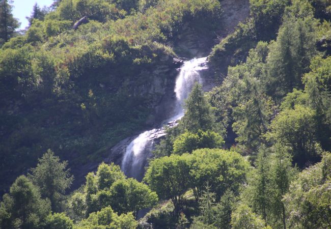 Appartement à Zinal - Polaris 1 006 - LUXE & SKI LIFT apartment 6 pers Appartement à Zinal - Polaris 1 006 - LUXE & SKI LIFT apartment 6 pers