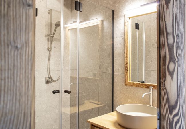 Appartement à Zinal - Polaris 1 006 - LUXE & SKI LIFT apartment 6 pers Appartement à Zinal - Polaris 1 006 - LUXE & SKI LIFT apartment 6 pers