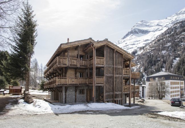 Appartement à Zinal - Polaris 1 006 - LUXE & SKI LIFT apartment 6 pers Appartement à Zinal - Polaris 1 006 - LUXE & SKI LIFT apartment 6 pers