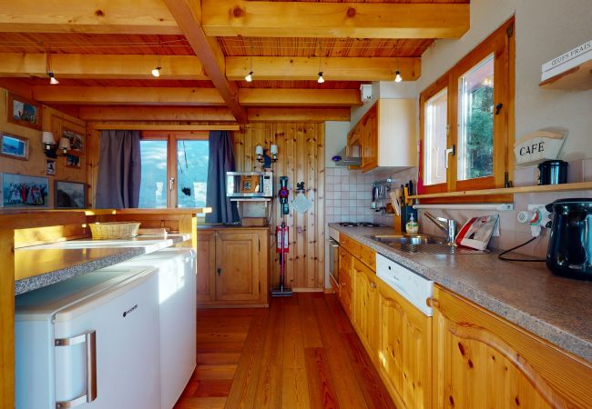 Chalet à Veysonnaz - Tschoueilles 005 MOUNTAIN & QUIET chalet 10 pers Chalet à Veysonnaz - Tschoueilles 005 MOUNTAIN & QUIET chalet 10 pers