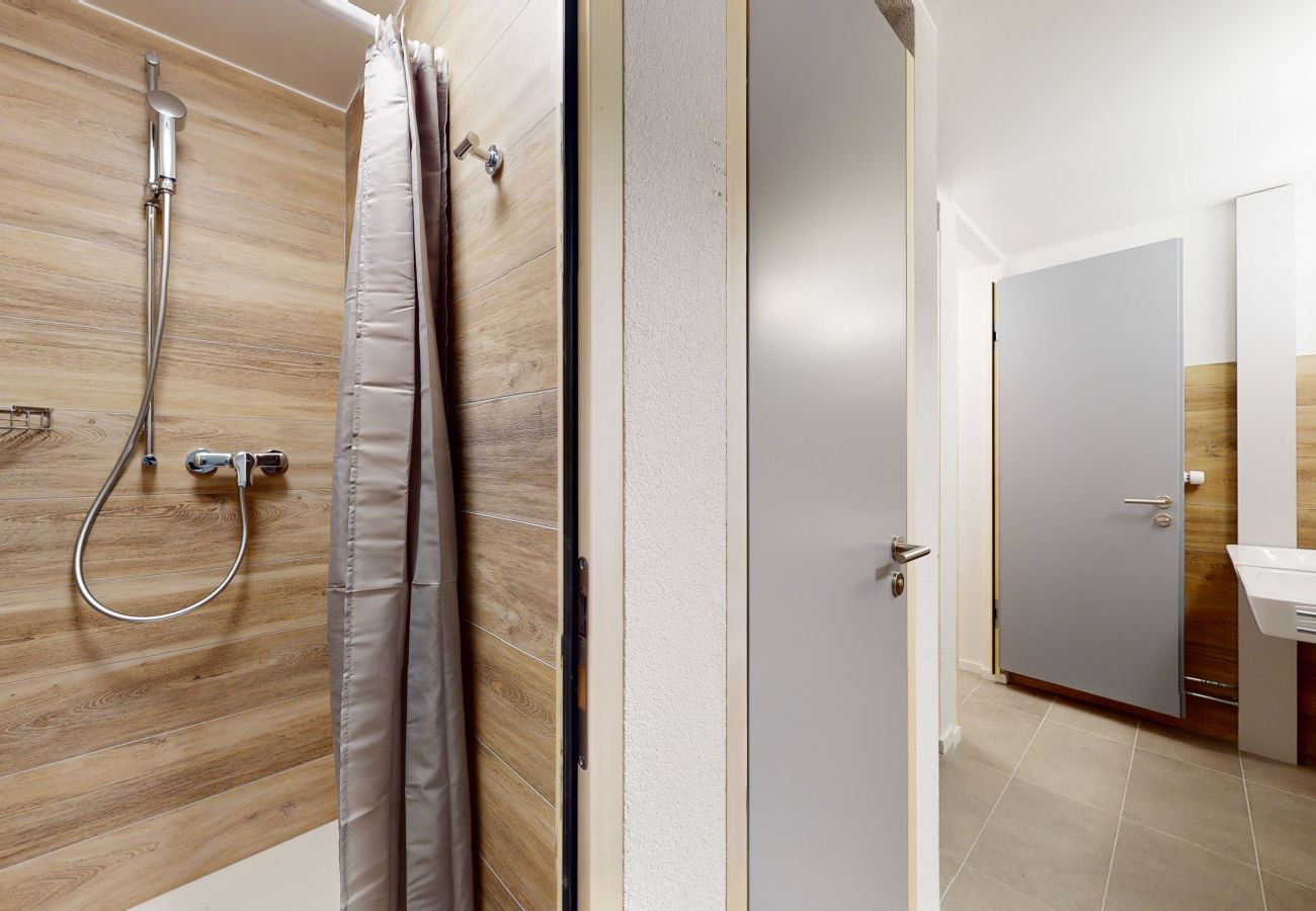 Salle de douche Etage Valérie au Chalet de l'Ours, aux Agettes à Veysonnaz
