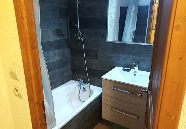 Appartement à Châtel - Voinettes B5 VNB5 TELECABINE & MOUNTAIN 4 Pers Appartement à Châtel - Voinettes B5 VNB5 TELECABINE & MOUNTAIN 4 Pers