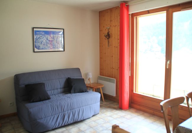 Salon Amarillys 2 AM2 - Linga Châtel