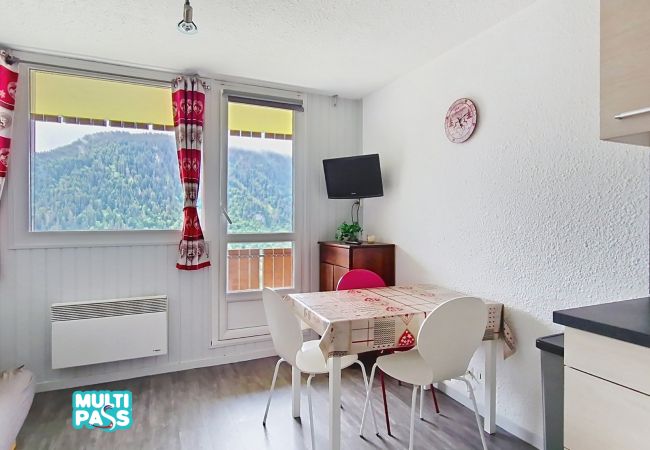 Salon Hameau des 4 Saisons A14 - HSA14 Châtel