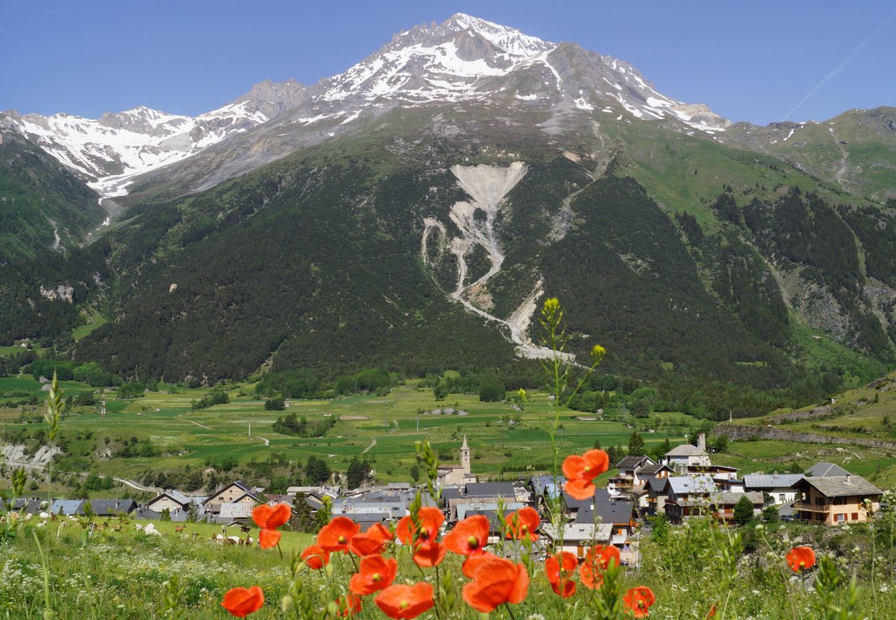 Apartment in Val Cenis - Balcons H 023 - PARC NAT. VANOISE appart. 6 pers.