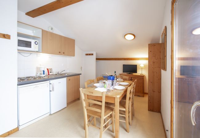 Apartment in Val Cenis - Balcons H 024 - PARC NAT. VANOISE appart. 6 pers. Apartment in Val Cenis - Balcons H 024 - PARC NAT. VANOISE appart. 6 pers.