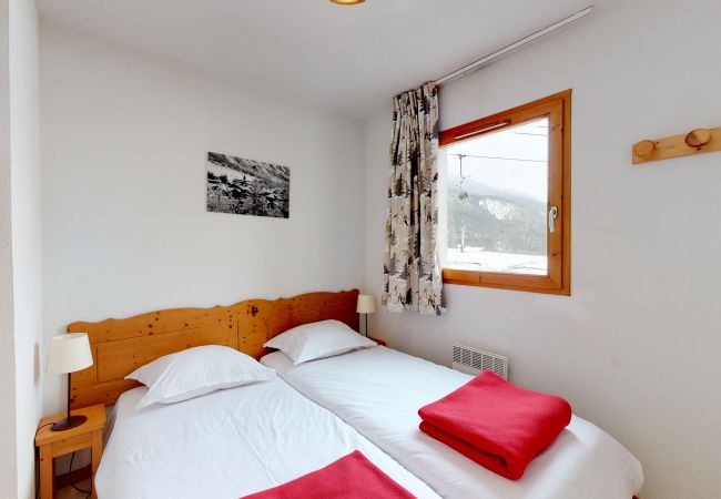 Apartment in Val Cenis - Balcons B 007 - PARC NAT. VANOISE appart. 6 pers. Apartment in Val Cenis - Balcons B 007 - PARC NAT. VANOISE appart. 6 pers.