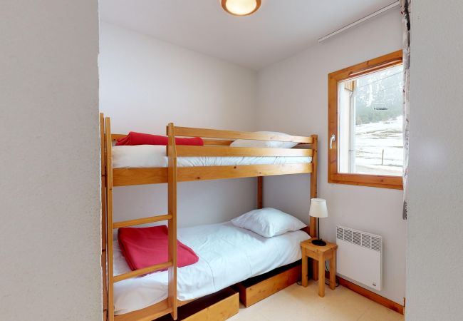 Apartment in Val Cenis - Balcons B 007 - PARC NAT. VANOISE appart. 6 pers. Apartment in Val Cenis - Balcons B 007 - PARC NAT. VANOISE appart. 6 pers.