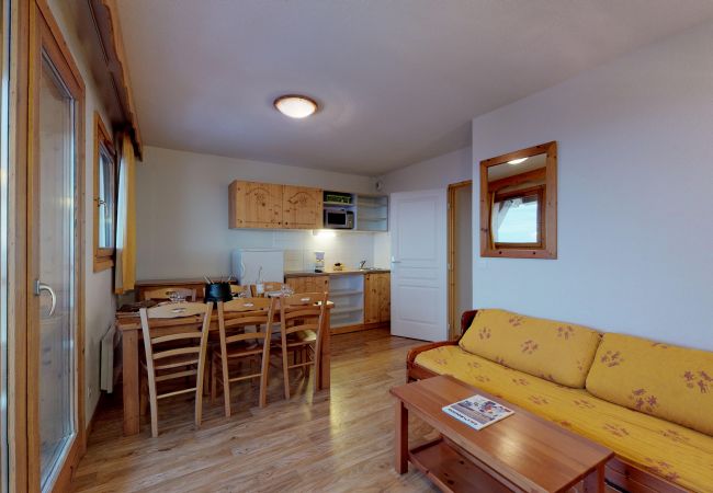 Apartment in Chamrousse - Vercors 2 040-FAMILLE & MONTAGNE appart. 6 pers Apartment in Chamrousse - Vercors 2 040-FAMILLE & MONTAGNE appart. 6 pers