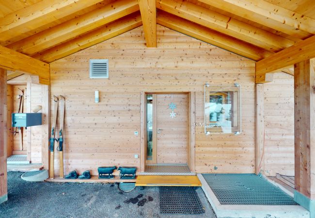 Chalet in Hérémence - Etoiles des Neiges LUXE & JACUZZI chalet 12 pers Chalet in Hérémence - Etoiles des Neiges LUXE & JACUZZI chalet 12 pers