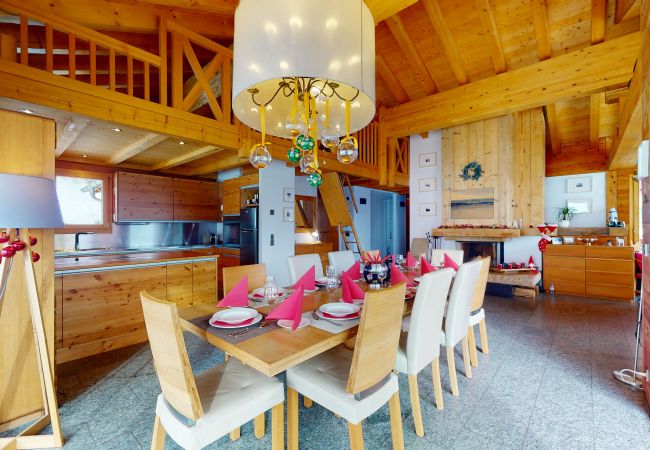 Chalet in Hérémence - Etoiles des Neiges LUXE & JACUZZI chalet 12 pers Chalet in Hérémence - Etoiles des Neiges LUXE & JACUZZI chalet 12 pers