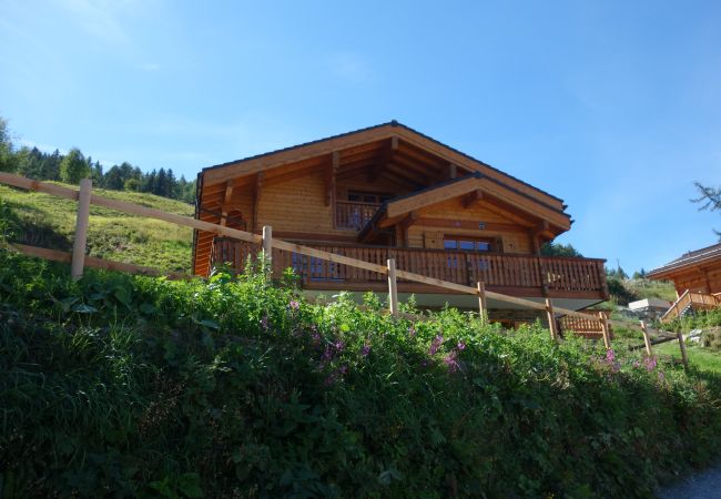 Chalet in Les Masses - Croix Noires FABULOUS & LUXURY chalet 11 pers Chalet in Les Masses - Croix Noires FABULOUS & LUXURY chalet 11 pers