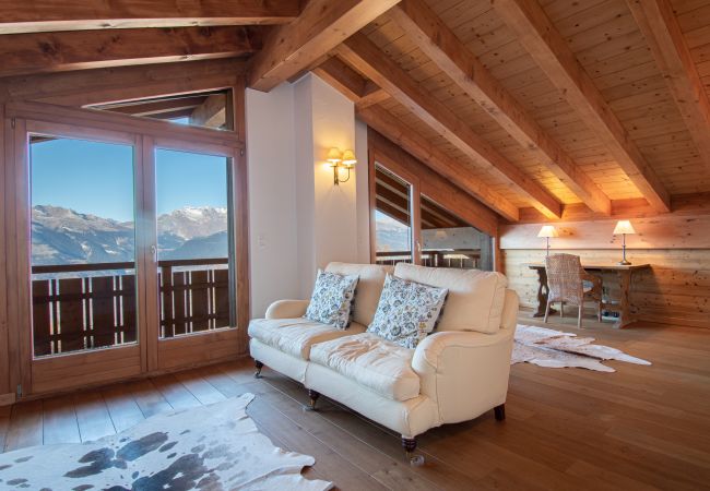 Chalet in Veysonnaz - Hirondelle JACUZZI & LUXURY chalet 12 pers Chalet in Veysonnaz - Hirondelle JACUZZI & LUXURY chalet 12 pers