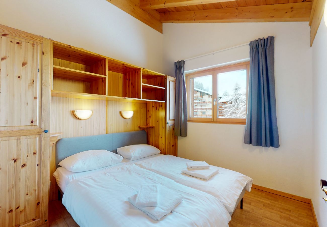 Apartment in Haute-Nendaz - Pracondu 2 501 - OUTDOOR & FUN  apartment 14 pers