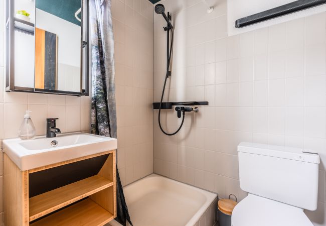 Apartment in Les Agettes - Mayens de l'Ours CZ 030 - MOUNTAIN apartment 6 per Apartment in Les Agettes - Mayens de l'Ours CZ 030 - MOUNTAIN apartment 6 per