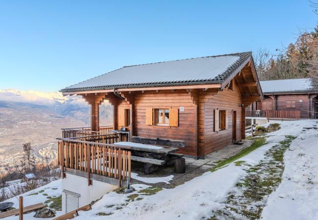 Chalet in Salins - Fontannets 008 QUIET & SUPERIOR chalet 10 pers Chalet in Salins - Fontannets 008 QUIET & SUPERIOR chalet 10 pers