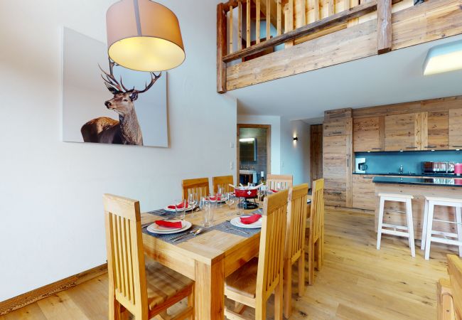 Dining room Apartment Les Mayens MA 021, in Veysonnaz, Switzerland