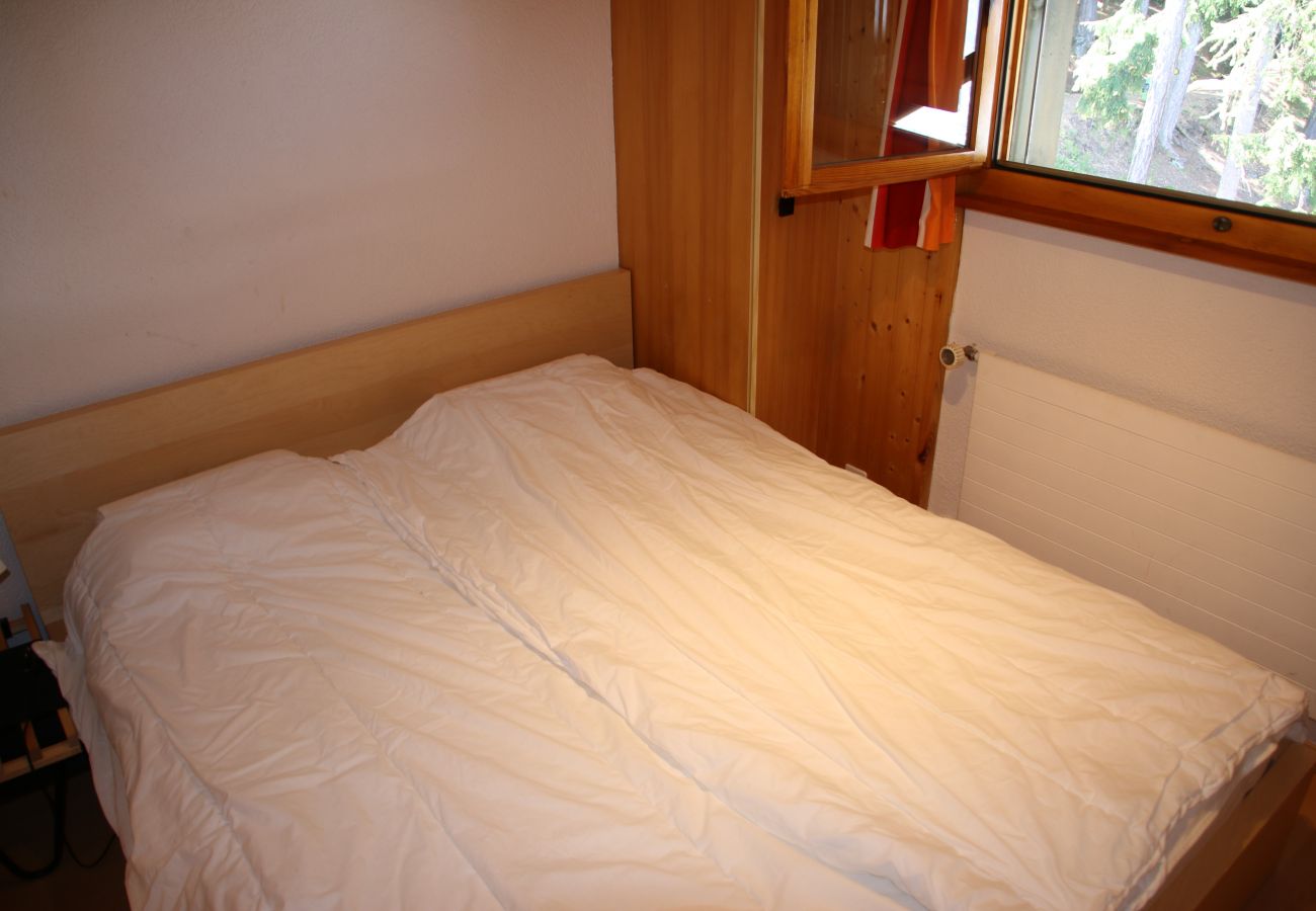 Bedroom Apartment Les Mélèzes S 040, in Veysonnaz, Switzerland
