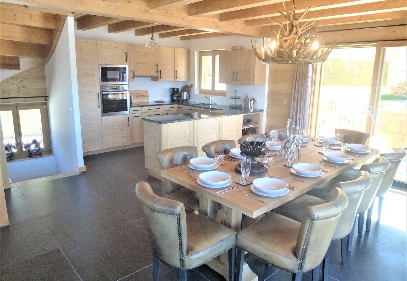 Dining room Chalet Adele in Veysonnaz in Switzerland