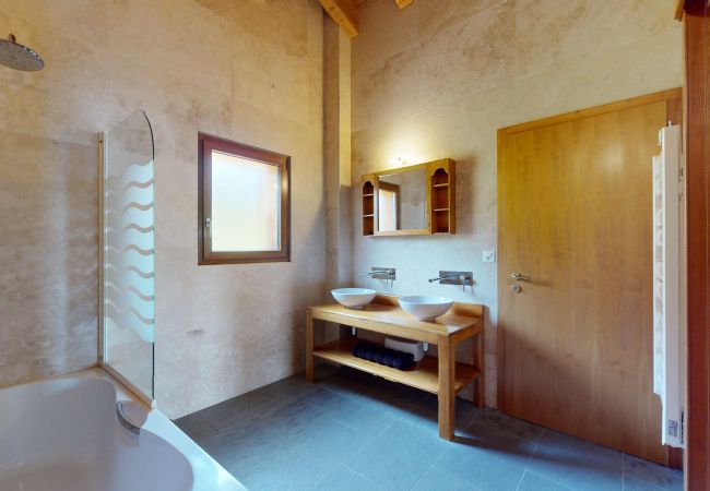 Chalet in Haute-Nendaz - Axaari - VIEW & SUNNY chalet 10 pers Chalet in Haute-Nendaz - Axaari - VIEW & SUNNY chalet 10 pers