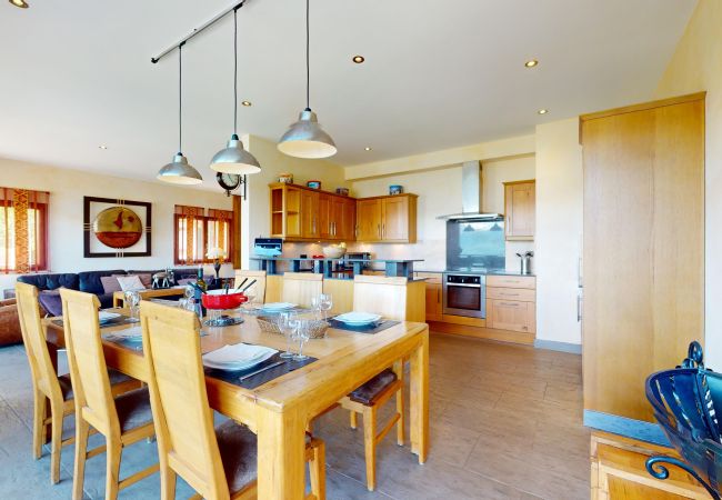 Chalet in Haute-Nendaz - Axaari - VIEW & SUNNY chalet 10 pers Chalet in Haute-Nendaz - Axaari - VIEW & SUNNY chalet 10 pers