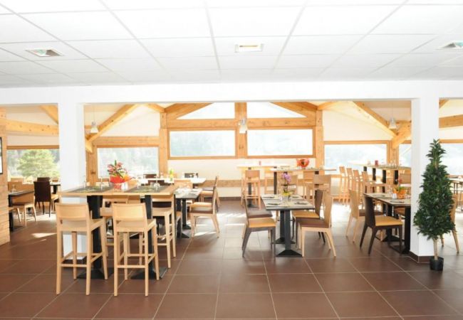 Apartment in Orelle - Hameau 4 502 - SPA & PISCINE appartement 6 pers Apartment in Orelle - Hameau 4 502 - SPA & PISCINE appartement 6 pers