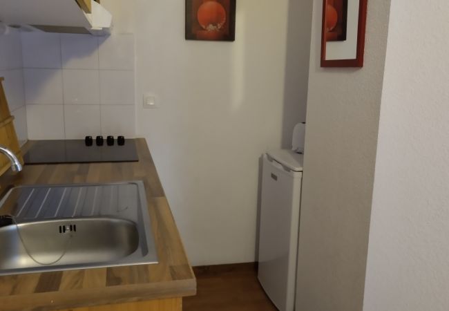 Kitchen Apartment Hameau 4 101 in Orelle, France