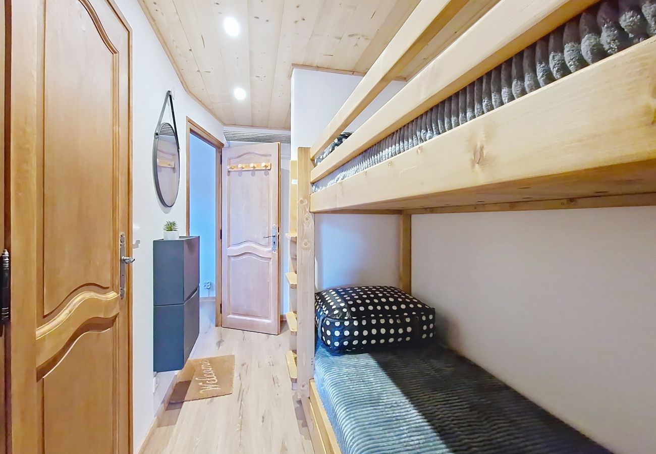 Apartment in Châtel - Alpina AL4 MOUNTAIN & QUIET 4 Pers